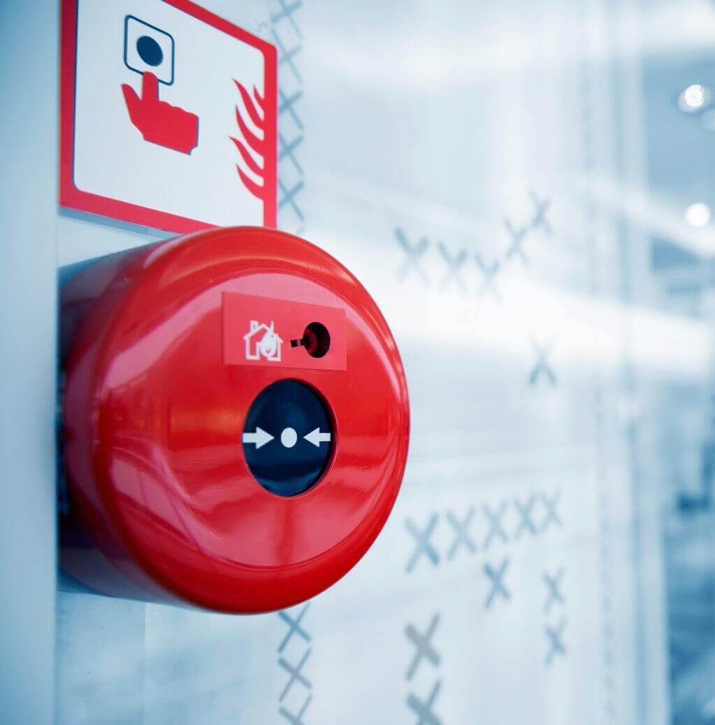 Кнопка активации системы пожарной безопасности
